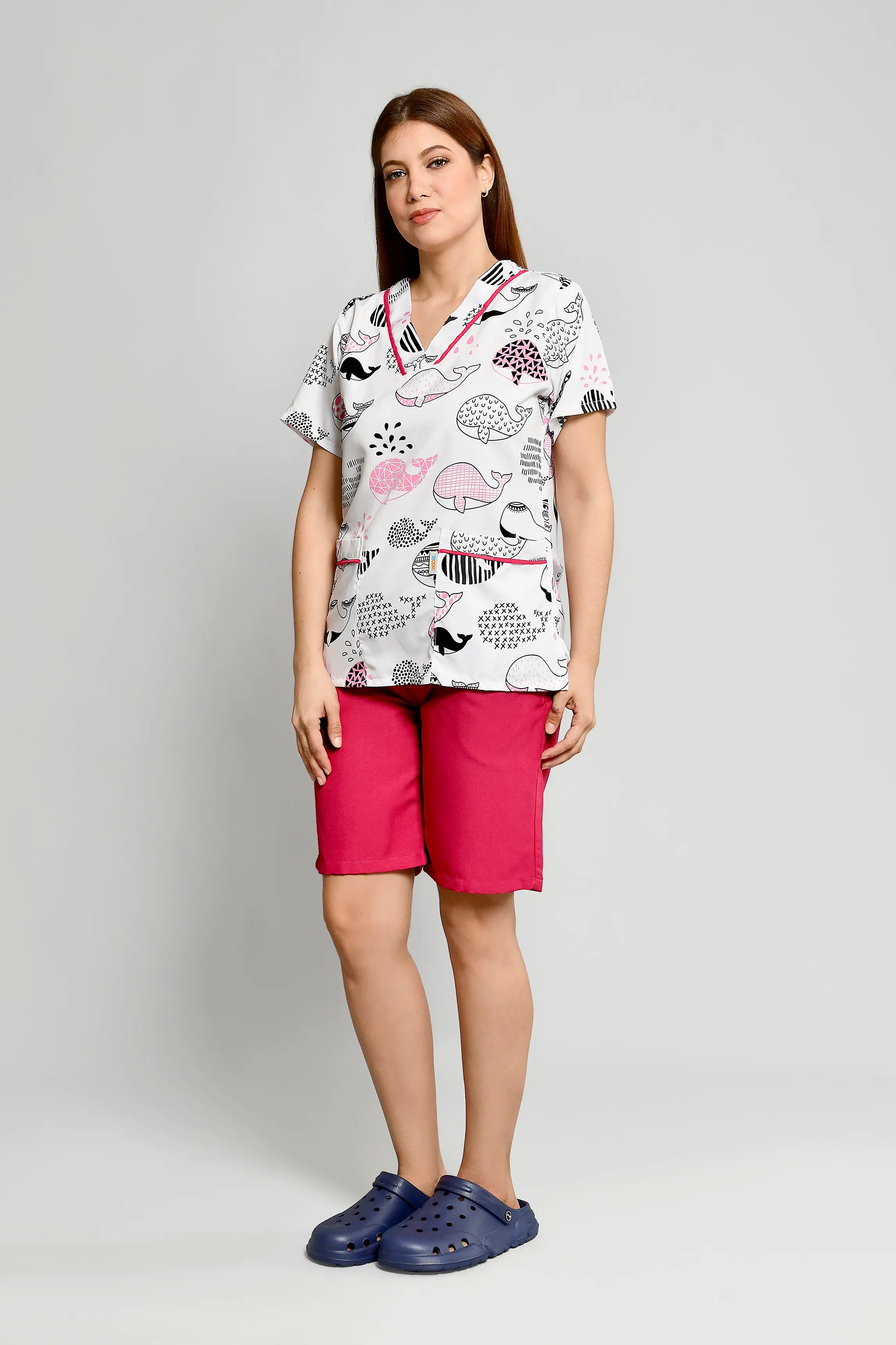Conjunto Niñera Ballenas con Bermuda - Vista 2