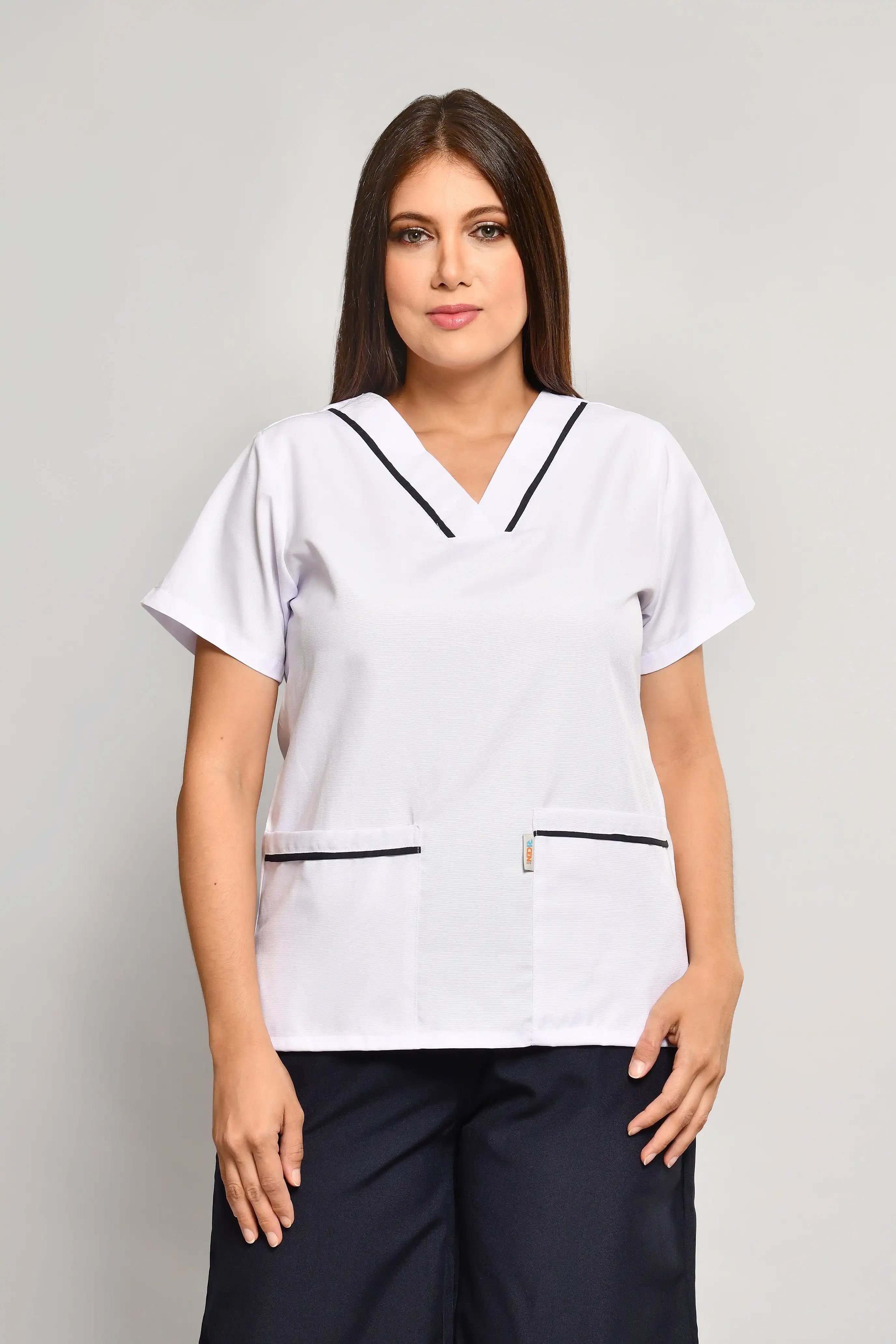 Uniforme Doméstico Oxford Blanca Conjunto con Bermuda - Vista 2