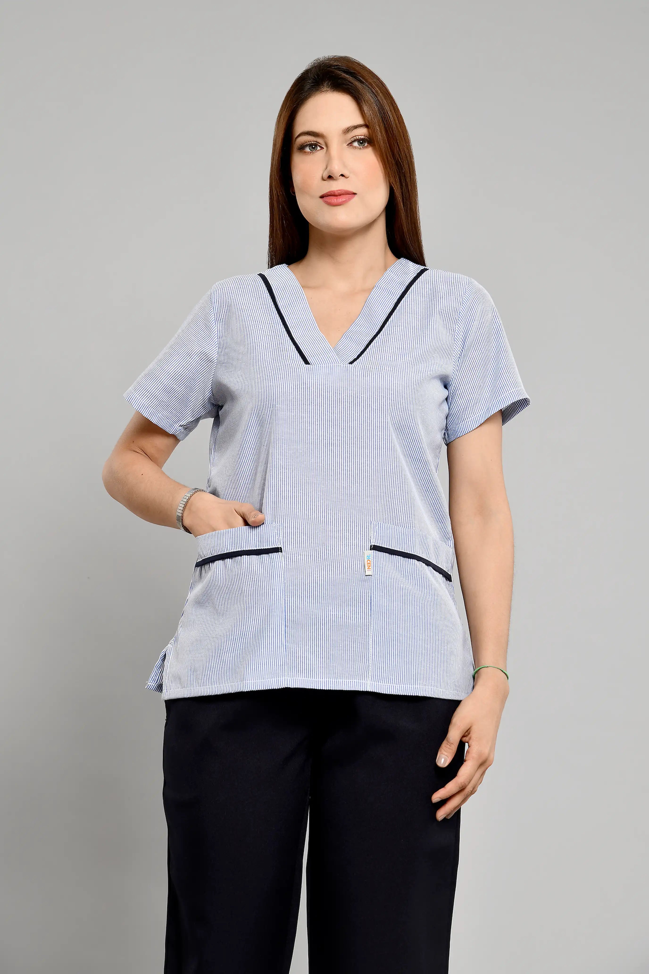 Uniforme Doméstico Oxford Rayas Celestes Conjunto con Bermuda - Vista 2
