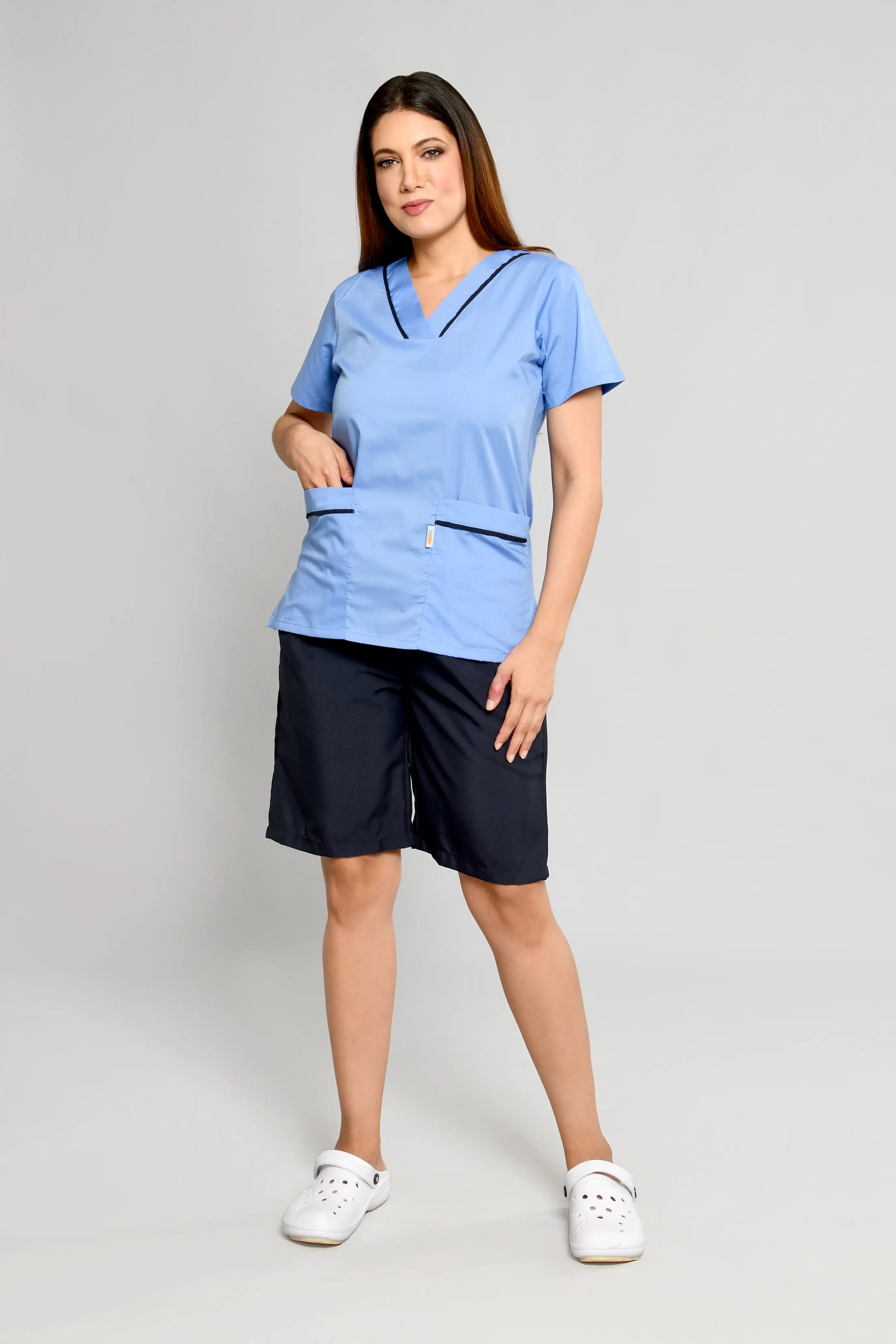 Uniforme Doméstico Dacron Turquesa Conjunto con Bermuda - Vista 1