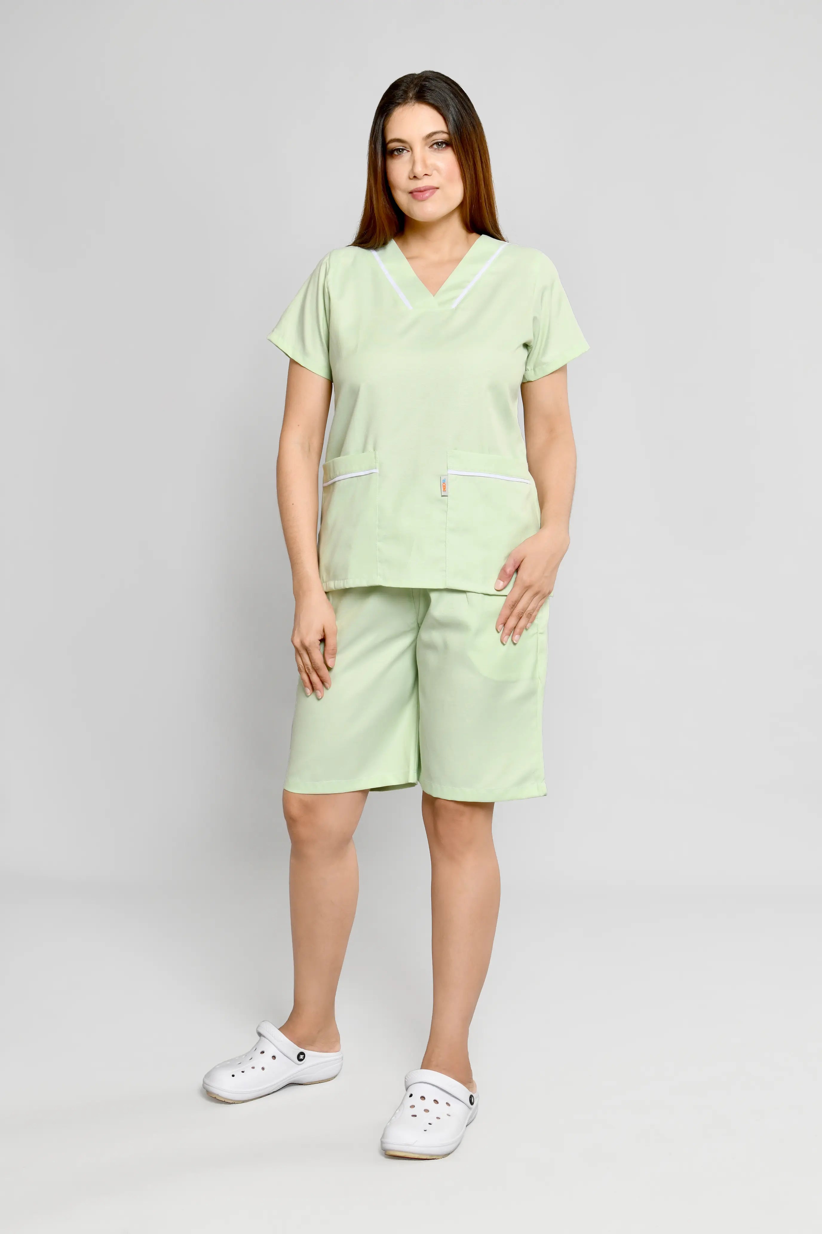 Uniforme Doméstico Oxford Verde Conjunto con Bermuda - Vista 3