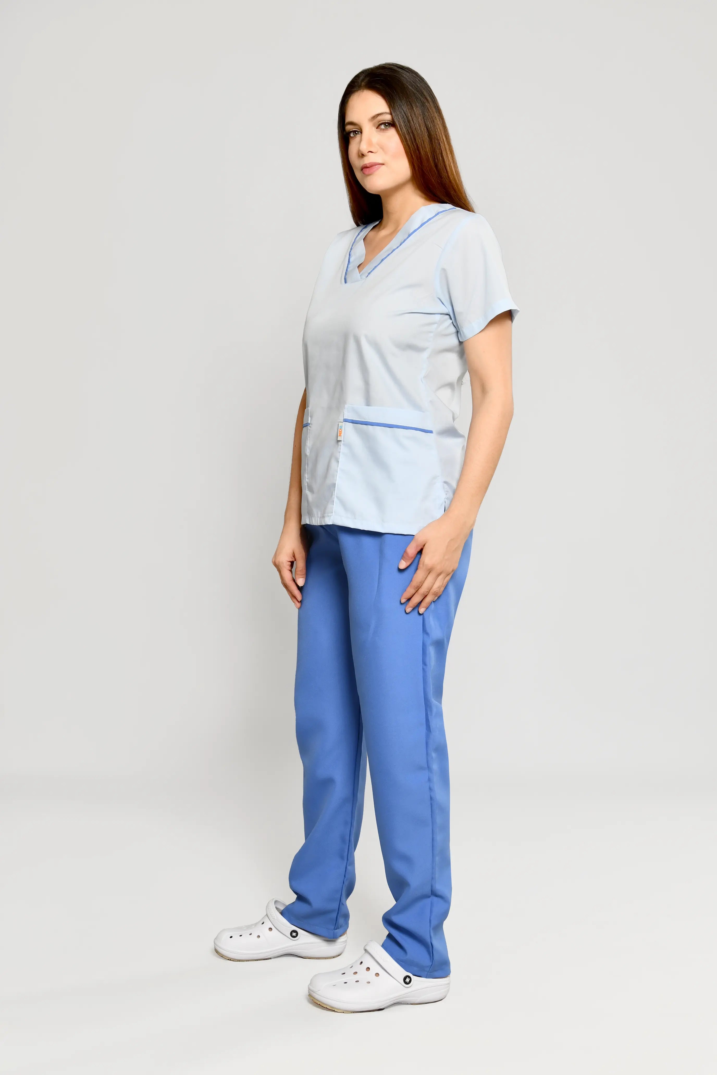 Uniforme Doméstico Dacron Celeste Conjunto con Pantalon - Vista 3