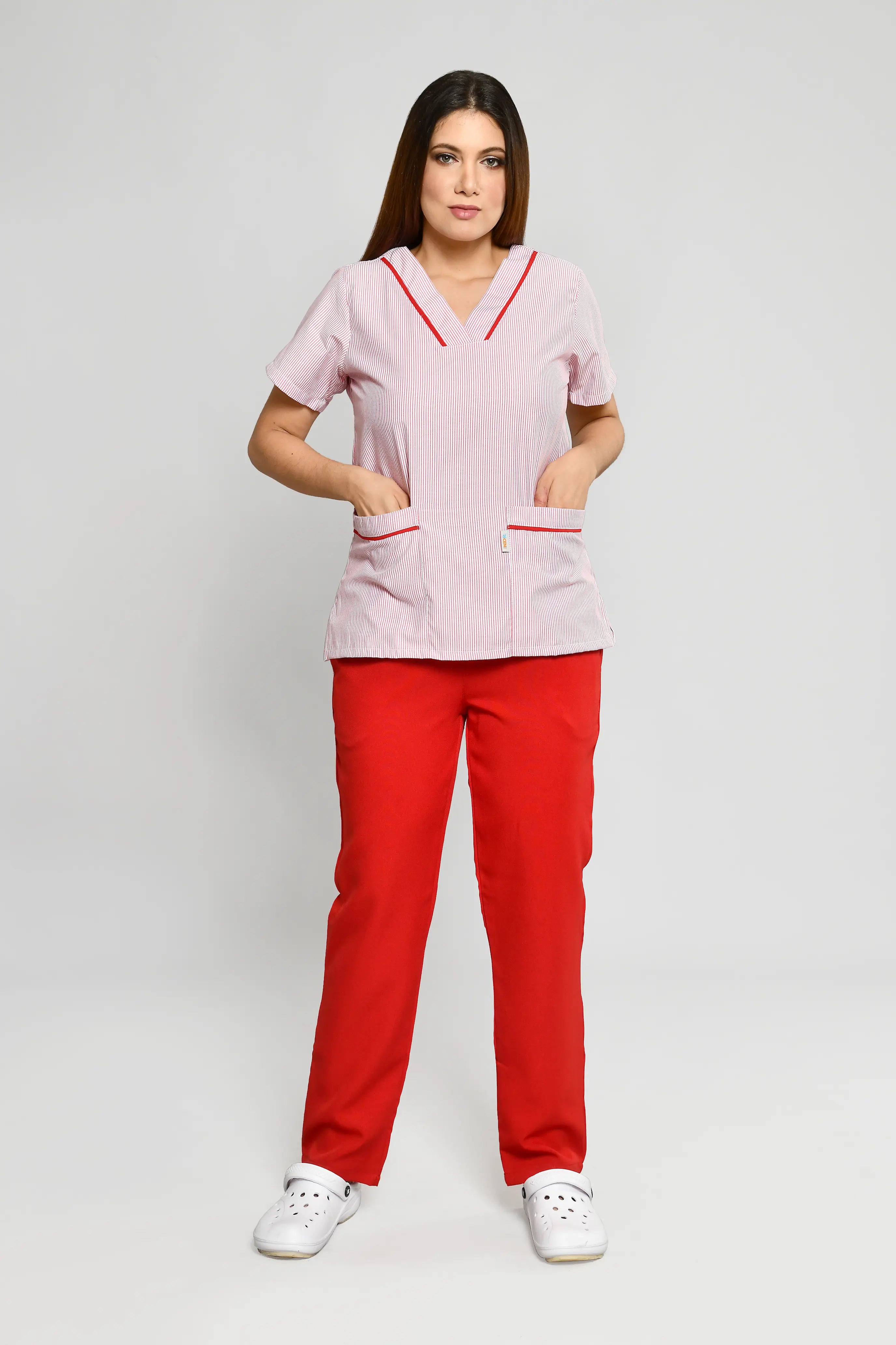 Uniforme Doméstico Oxford Rayas Rojas Conjunto con Pantalon - Vista 1