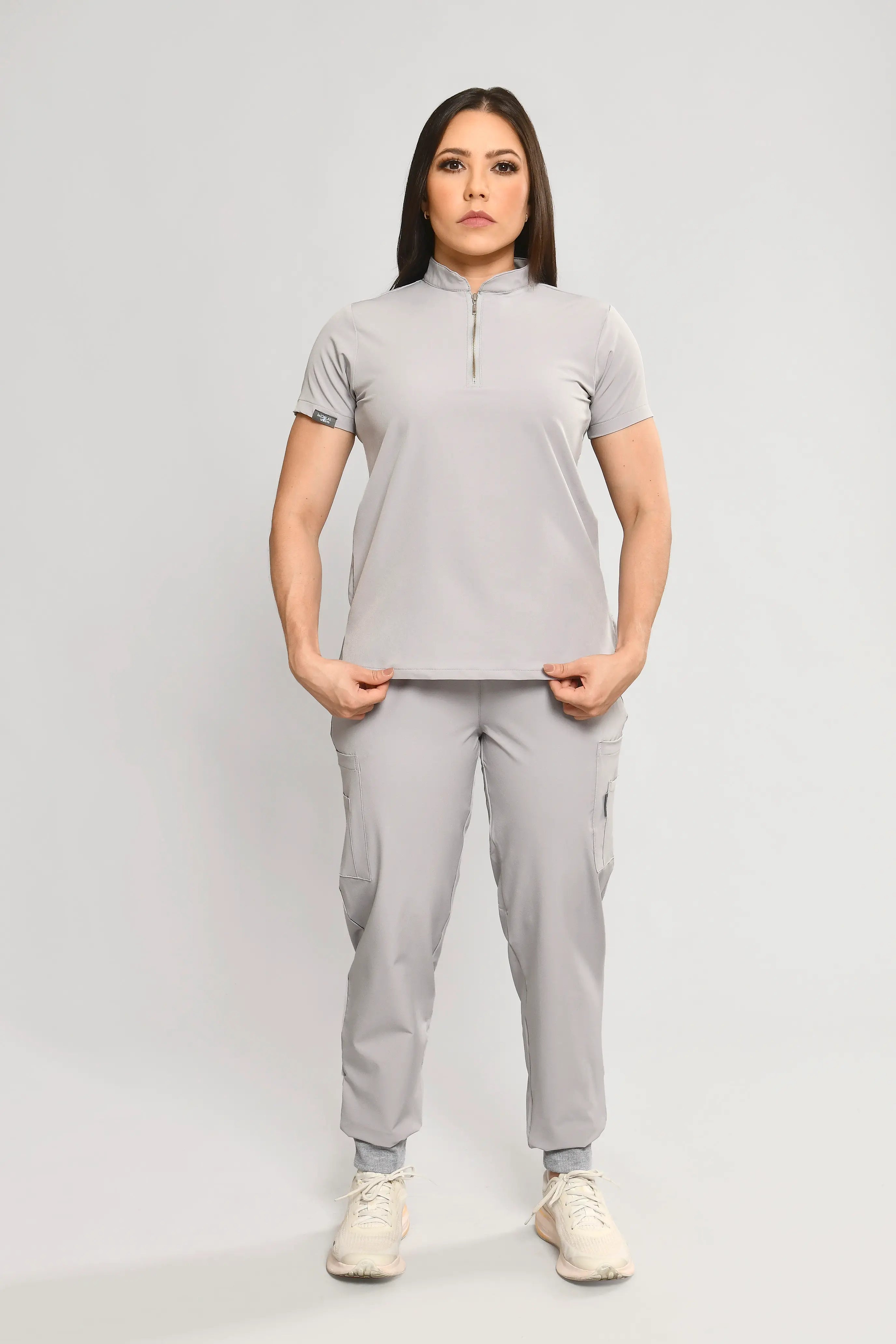 Conjunto Antifluido Stretch Dama Gris Claro. Ref. P1 - Vista 1