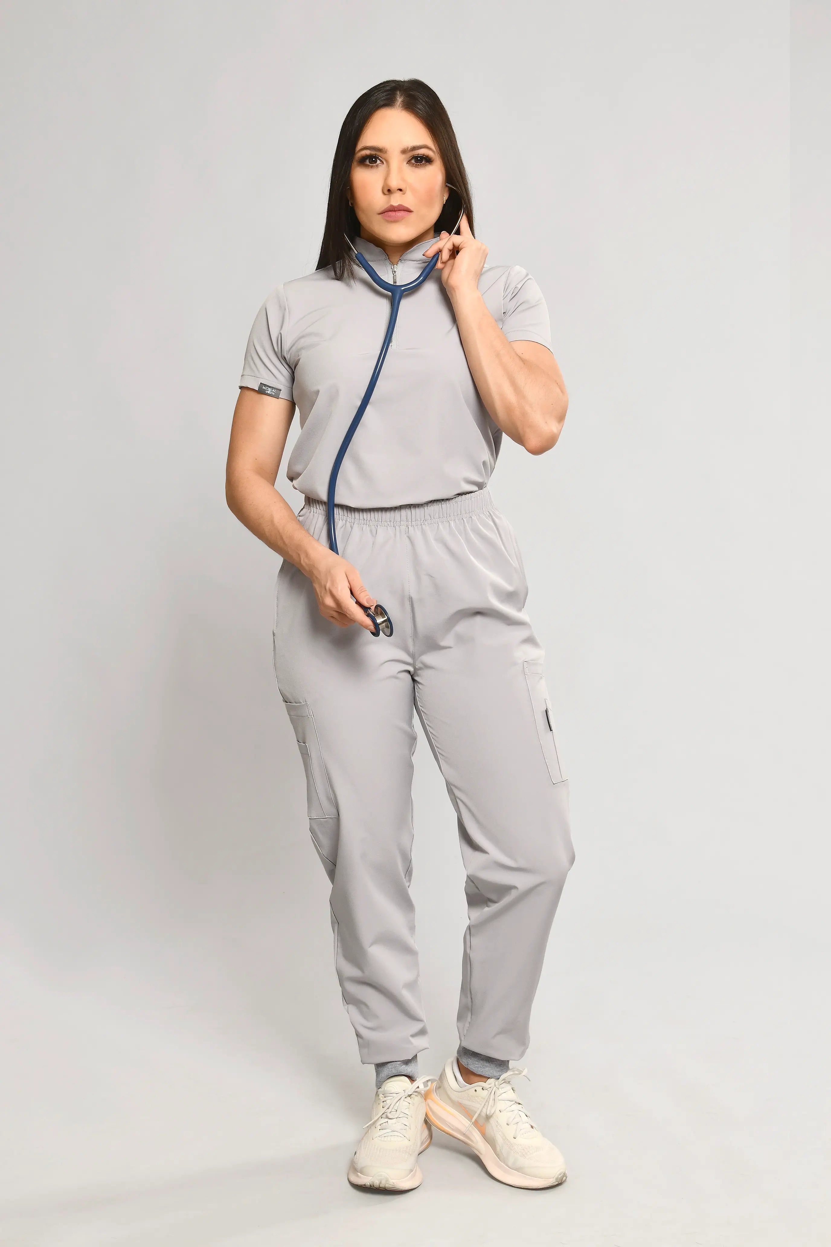 Conjunto Antifluido Stretch Dama Gris Claro. Ref. P1 - Vista 6