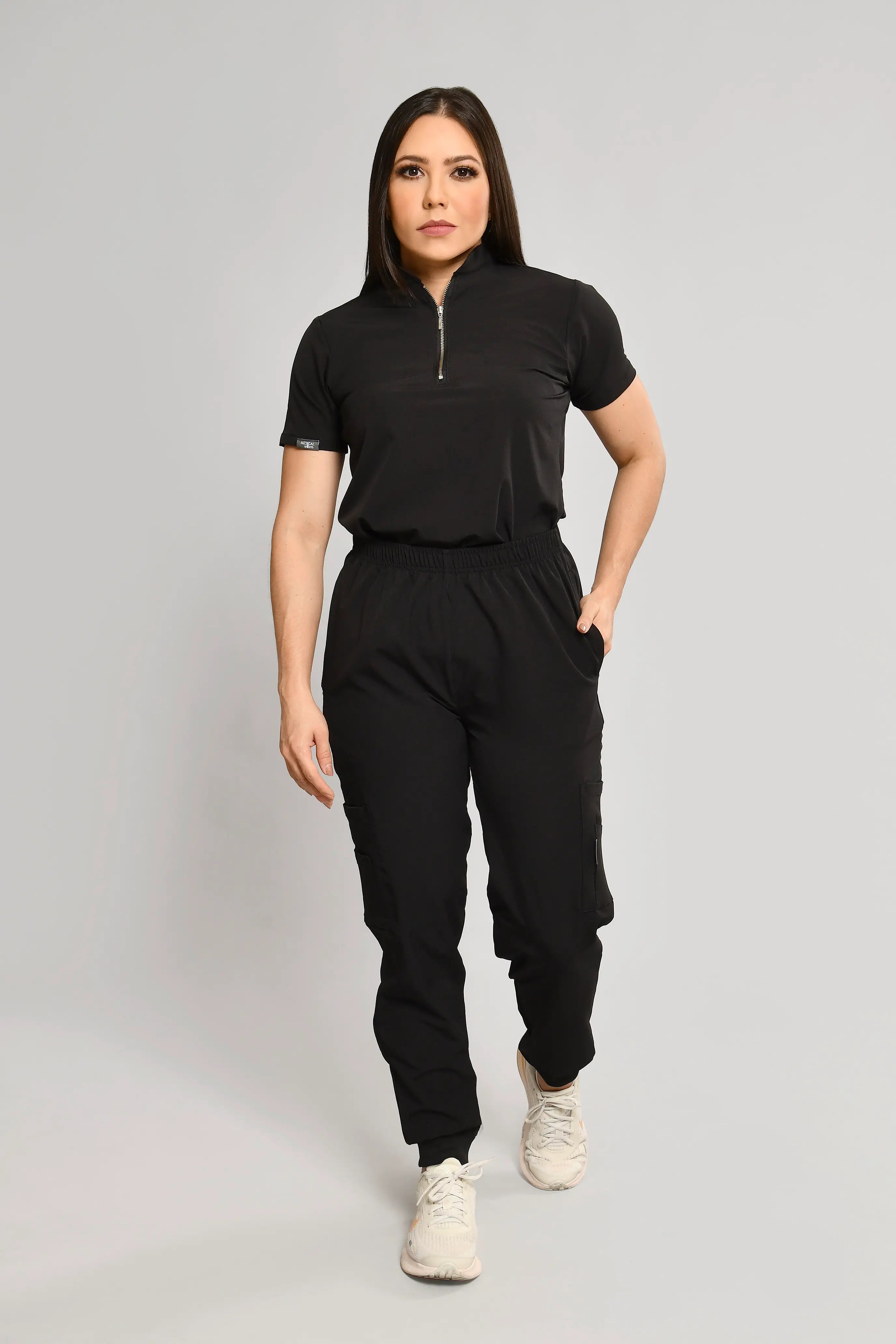 Conjunto Antifluido Stretch Dama Negro. Ref. P1 - Vista 4