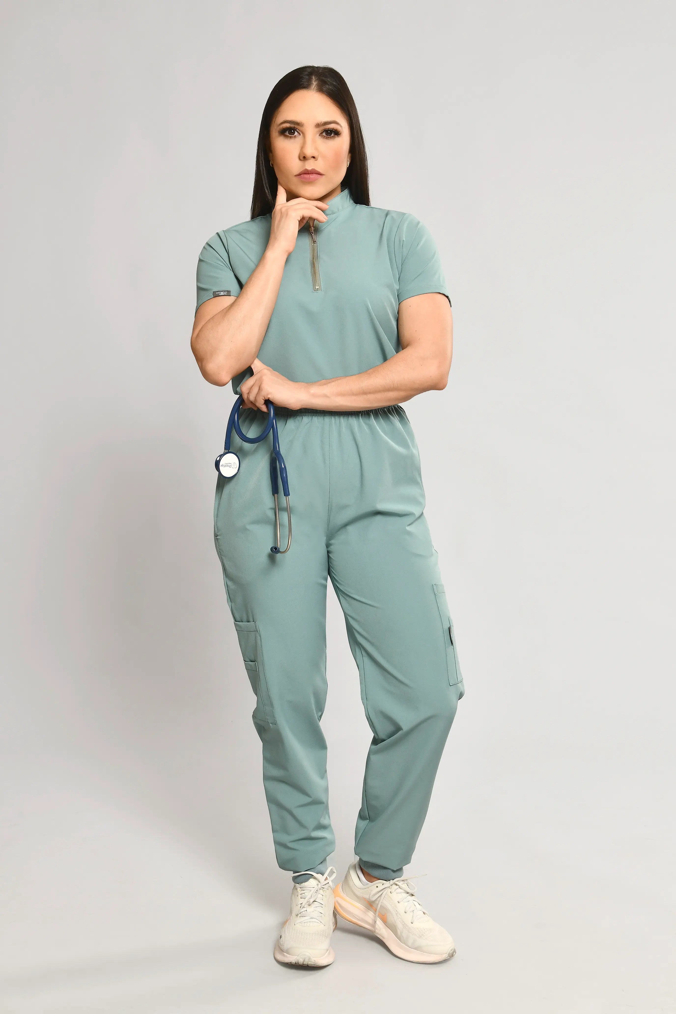 Conjunto Antifluido Stretch Dama Verde Oliva. Ref. P1 - Vista 6