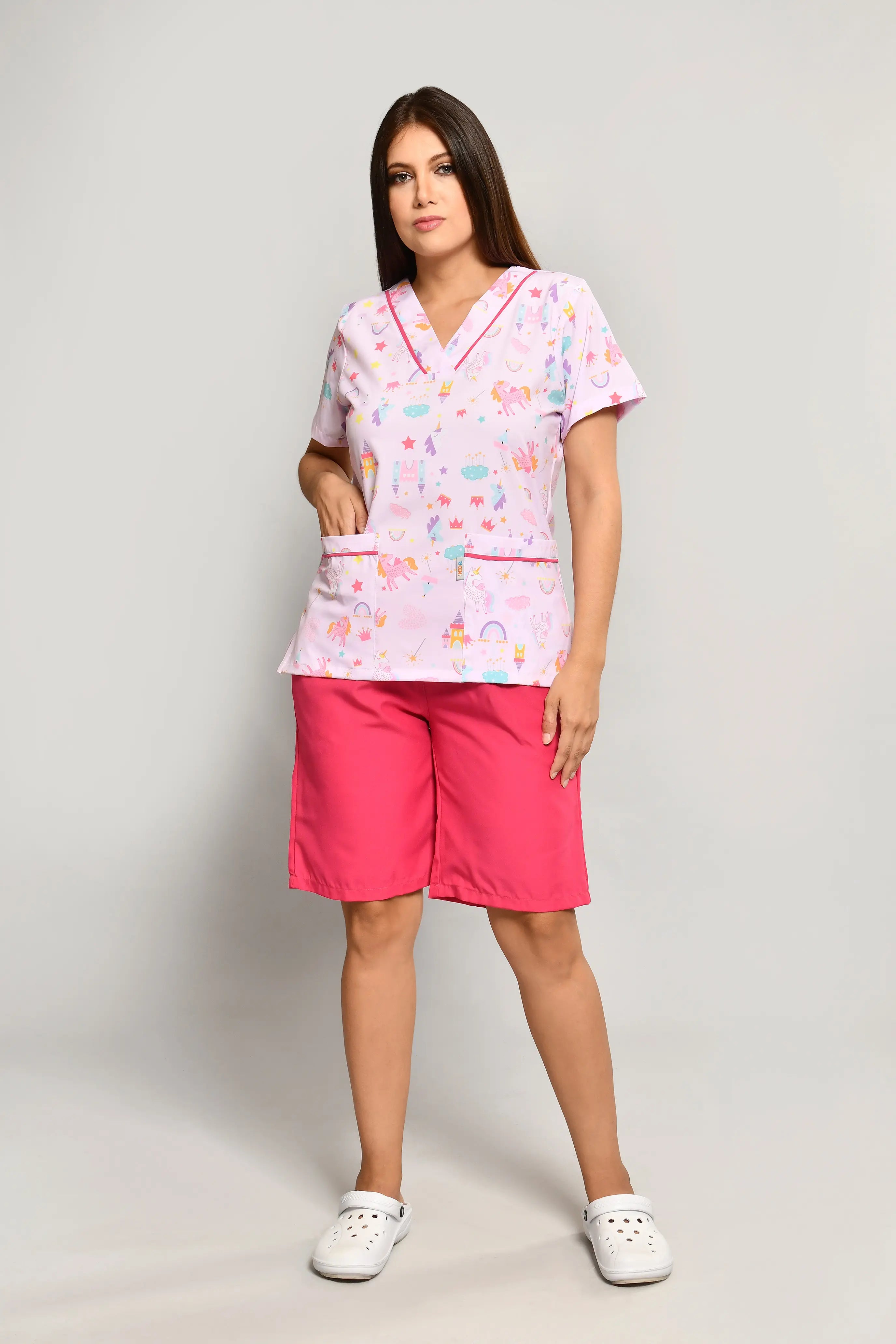 Conjunto Niñera Unicornio con Bermuda - Vista 1
