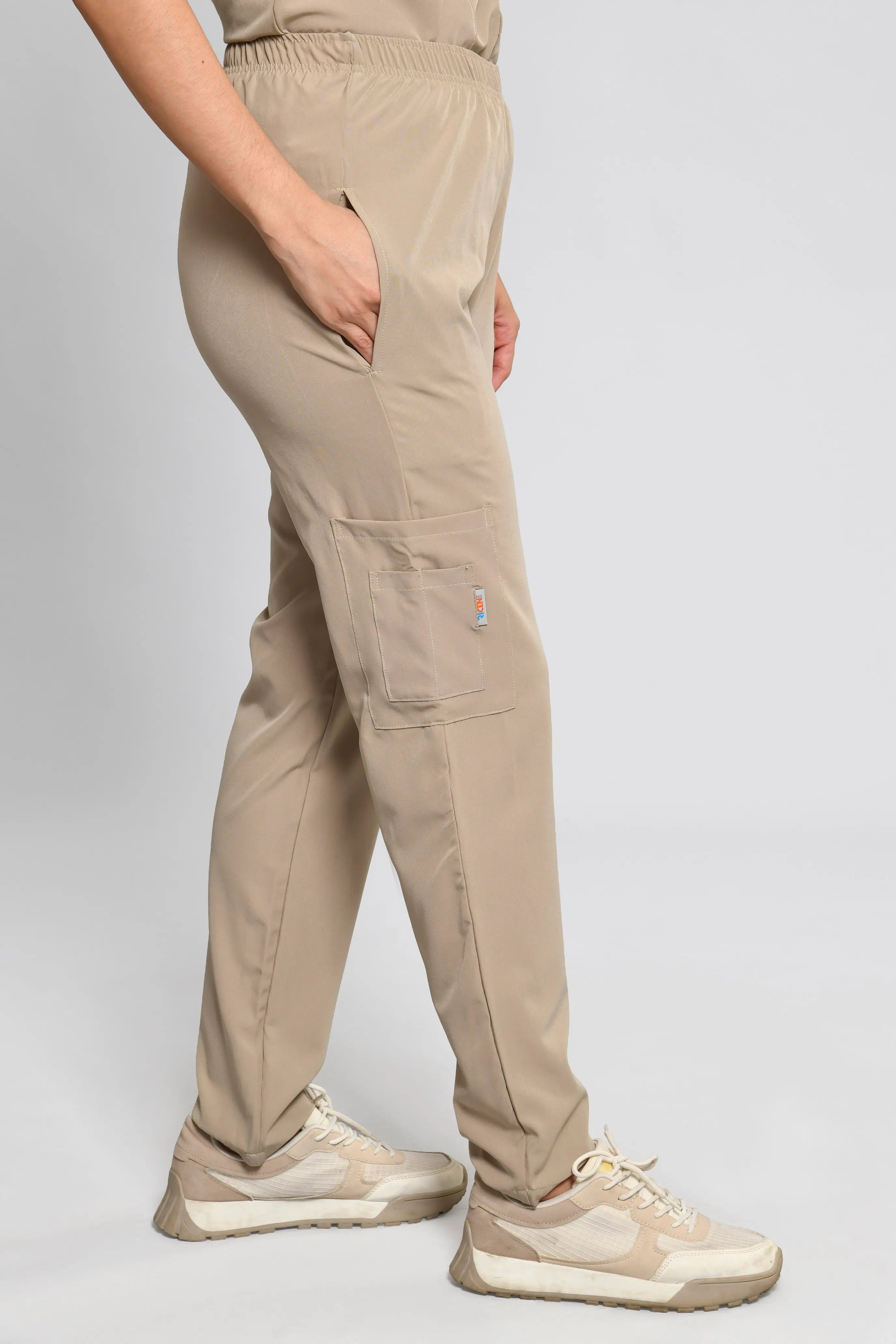 Conjunto antifluido Stretch Dama Beige. Ref E3 - Vista 4