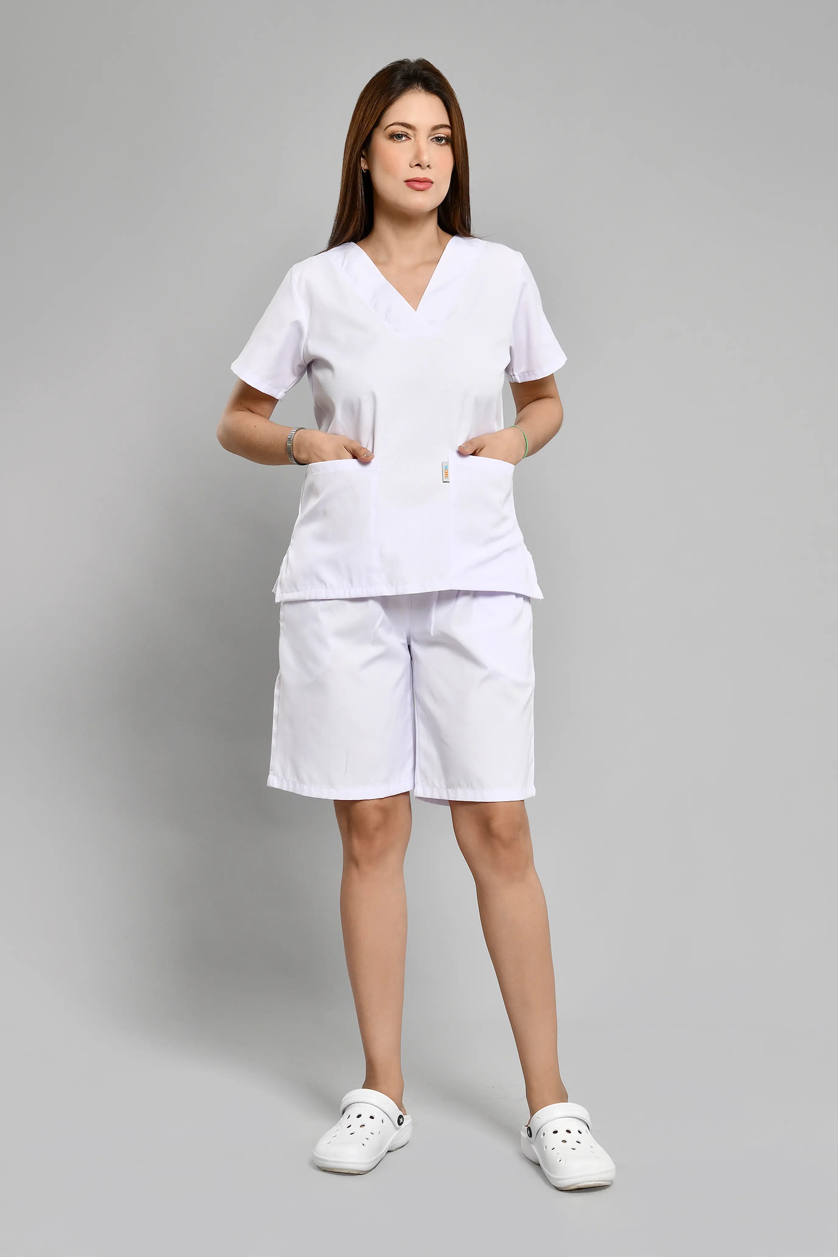 Uniforme Doméstico Oxford Blanco Conjunto con Bermuda - Vista 5