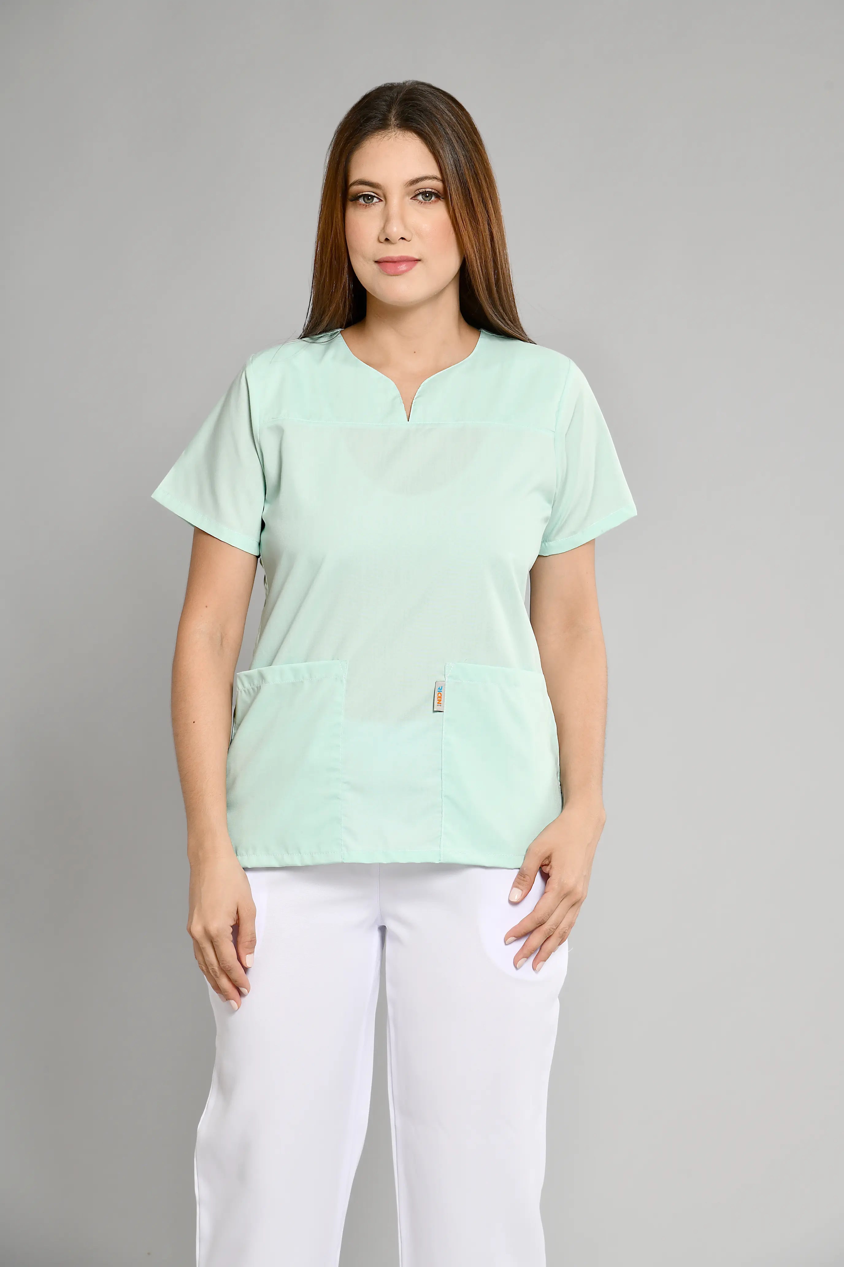 Uniforme Doméstico Popelina Verde Claro Conjunto con Bermuda - Vista 2